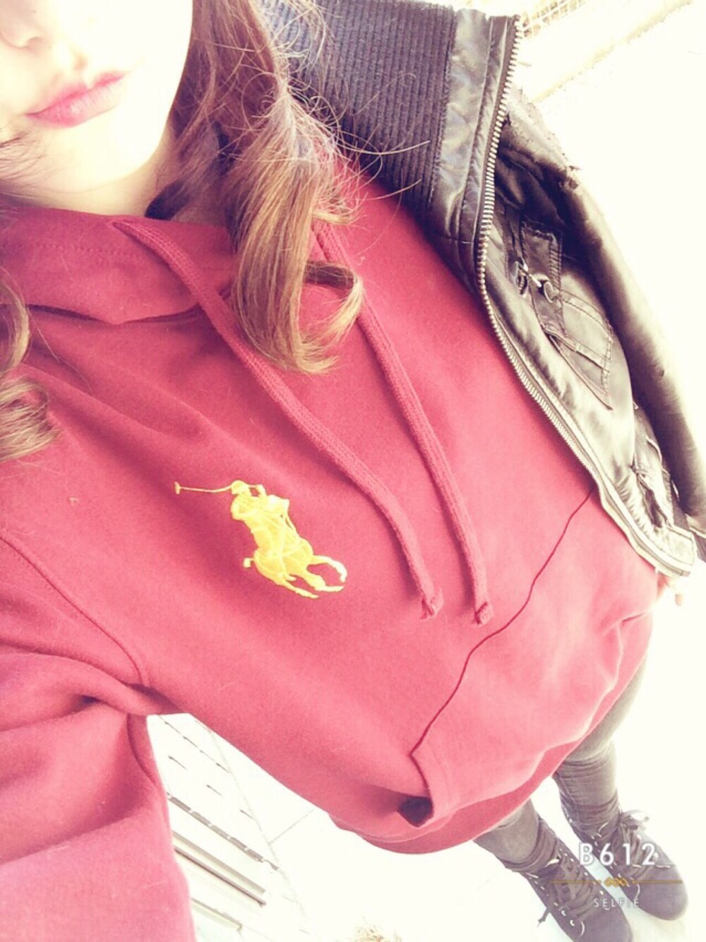 「Ralph Lauren」｜「POLO RALPH LAURENのアイテム（パーカー、レッド系）」を使った、RAIさん（レディース・158cm）の冬コーディネートの1枚目の写真
