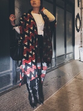 「Levi's（リーバイス）のアイテム（ポンチョ）」を使った、Red Kellyさん（レディース・163cm）の冬コーディネート