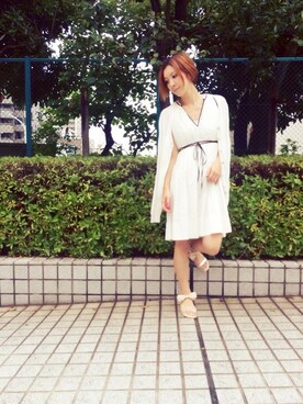 「Balcony and Bed（バルコニーアンドベッド）のカラーリネンワンピース（ワンピース、ホワイト系）」を使った、maedaさん（レディース・158cm）の夏コーディネート