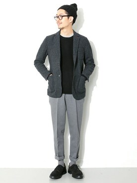 「tricker's」｜「アイテム（その他アウター）」を使った、エグチさん（メンズ・175cm）の秋コーディネート