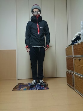 「スウエットパンツ」｜「アイテム（マウンテンパーカー）」を使った、ハシタケさん（メンズ・171cm）の春コーディネート