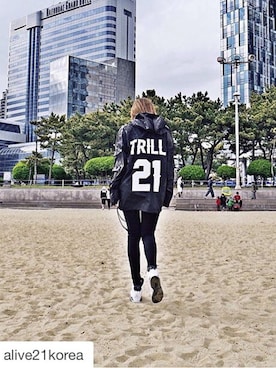 「Jordan」｜「アイテム（ライダースジャケット）」を使った、trillさん（レディース・169cm）の秋コーディネート