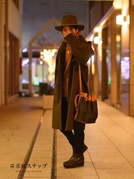 「MR.GENTLEMAN（ミスタージェントルマン）のアイテム（ニット/セーター）」を使った、古市未来さん（レディース・159cm）の冬コーディネート