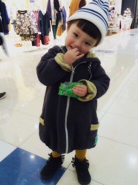 「BREEZE（ブリーズ）のアイテム（パーカー、グレー系）」を使った、kikoさん（キッズ）の冬コーディネート