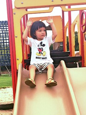 「UNIQLO（ユニクロ）のアイテム（Tシャツ/カットソー、ホワイト系）」を使った、kikoさん（キッズ）の夏コーディネート