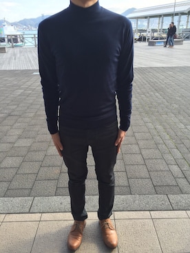 「JOHN SMEDLEY（ジョンスメドレー）のアイテム（スウェット）」を使った、KENZOさん（メンズ・172cm）の冬コーディネート