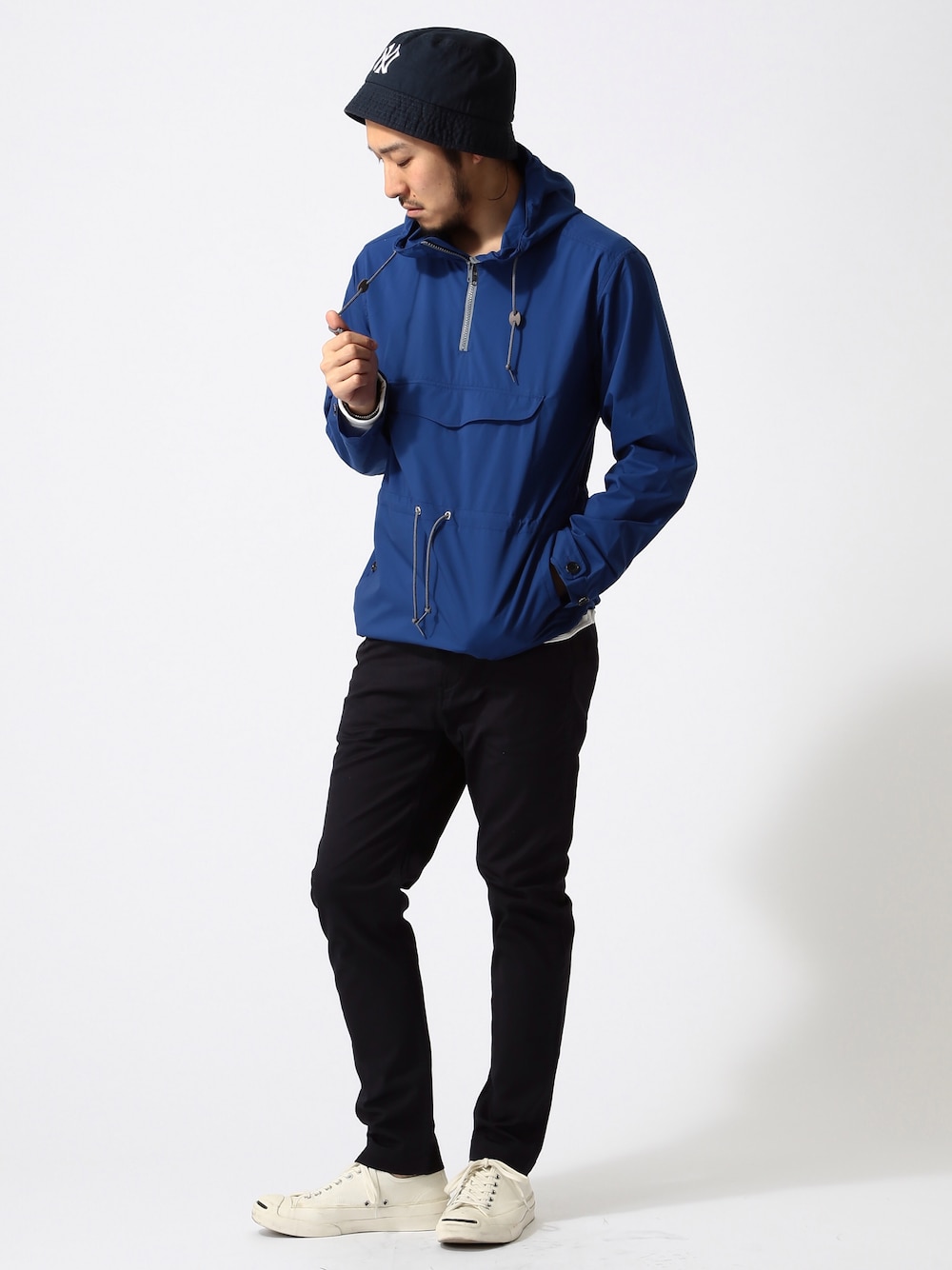 「BEAMS、エコバック、アノラック」｜「AMERICAN NEEDLEのAMERICAN NEEDLE / MLB バスケットハット（ハット、その他）」を使った、佐藤嘉紀さん（メンズ・174cm）の冬コーディネートの1枚目の写真