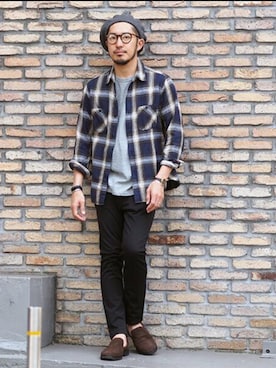 「B:MING by BEAMS（ビーミングバイビームス）のアイテム（その他パンツ）」を使った、佐藤嘉紀さん（メンズ・174cm）の秋コーディネート