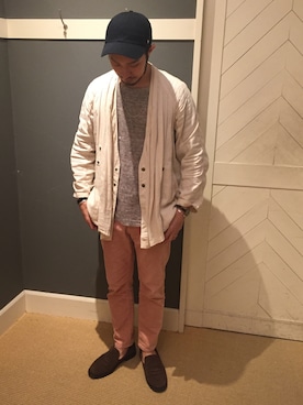 「アイテム（ウォレットチェーン）」を使った、佐藤嘉紀さん（メンズ・174cm）の秋コーディネート