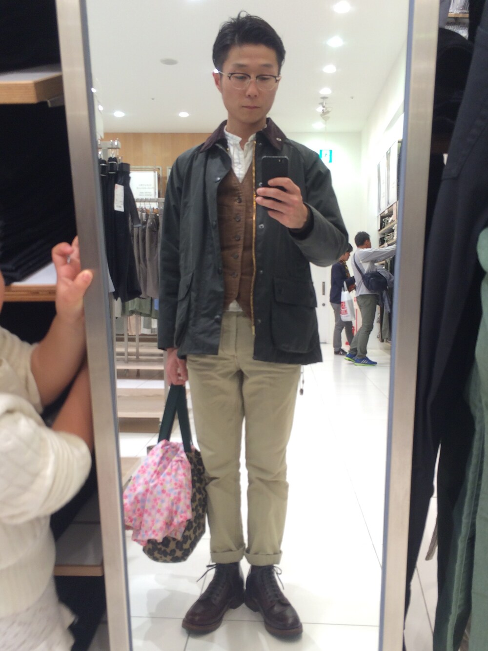 「barbour、RED WING、Ralph Lauren、カントリー、スタンドカラー、オイルドジャケット」｜「Barbourの【Barbour(バブアー)】BEDALE SL（カバーオール、グリーン系）」を使った、NOSERIDERRR さん（メンズ・165cm）の春コーディネートの1枚目の写真
