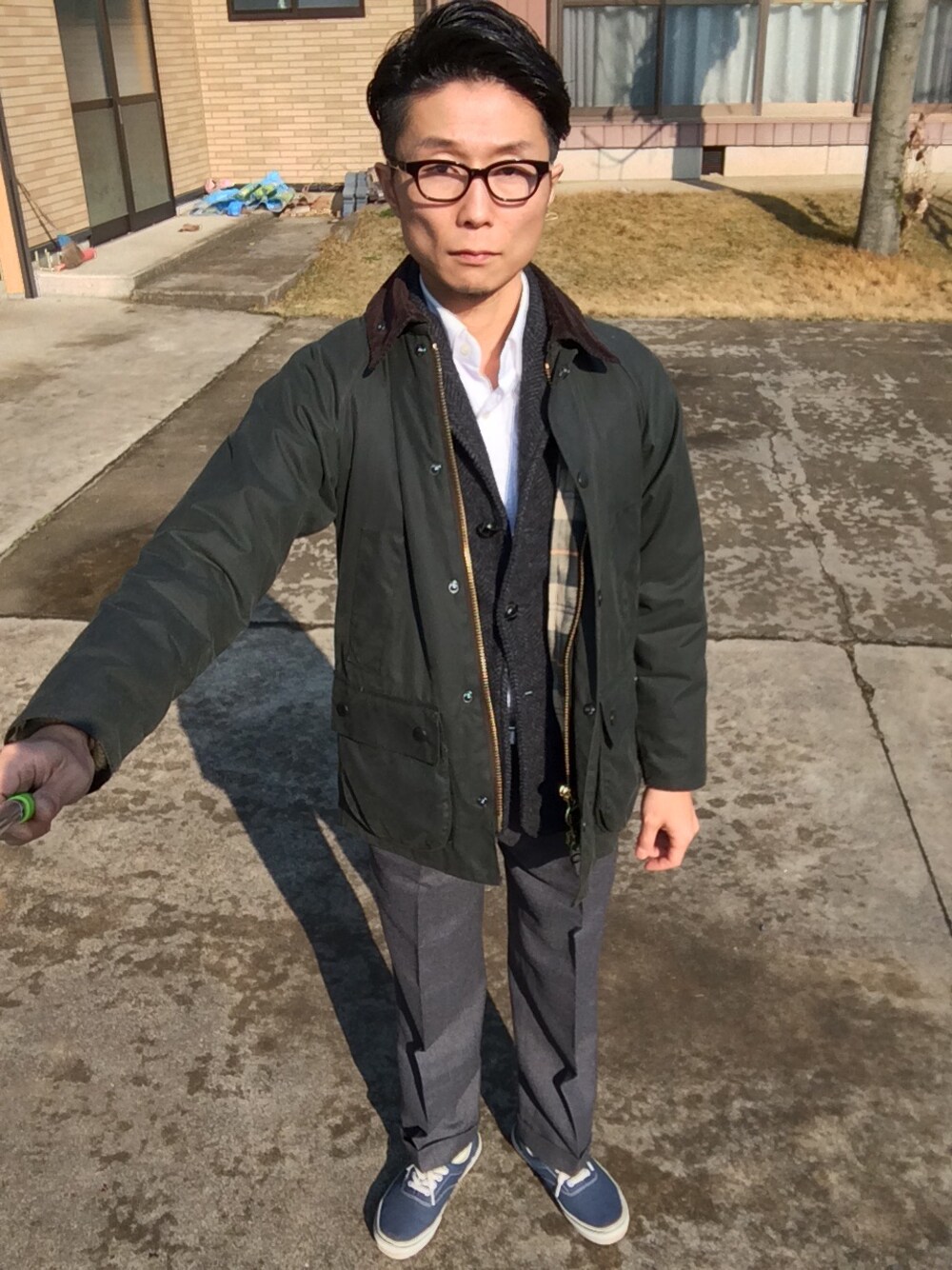 「barbour、Polo Ralph Lauren、Ralph Lauren、VANS、オイルドジャケット、ツイードジャケット、ボタンダウンシャツ、ウールパンツ、Hamilton」｜「Barbourの【Barbour(バブアー)】BEDALE SL（カバーオール、グリーン系）」を使った、NOSERIDERRR さん（メンズ・165cm）の冬コーディネートの1枚目の写真