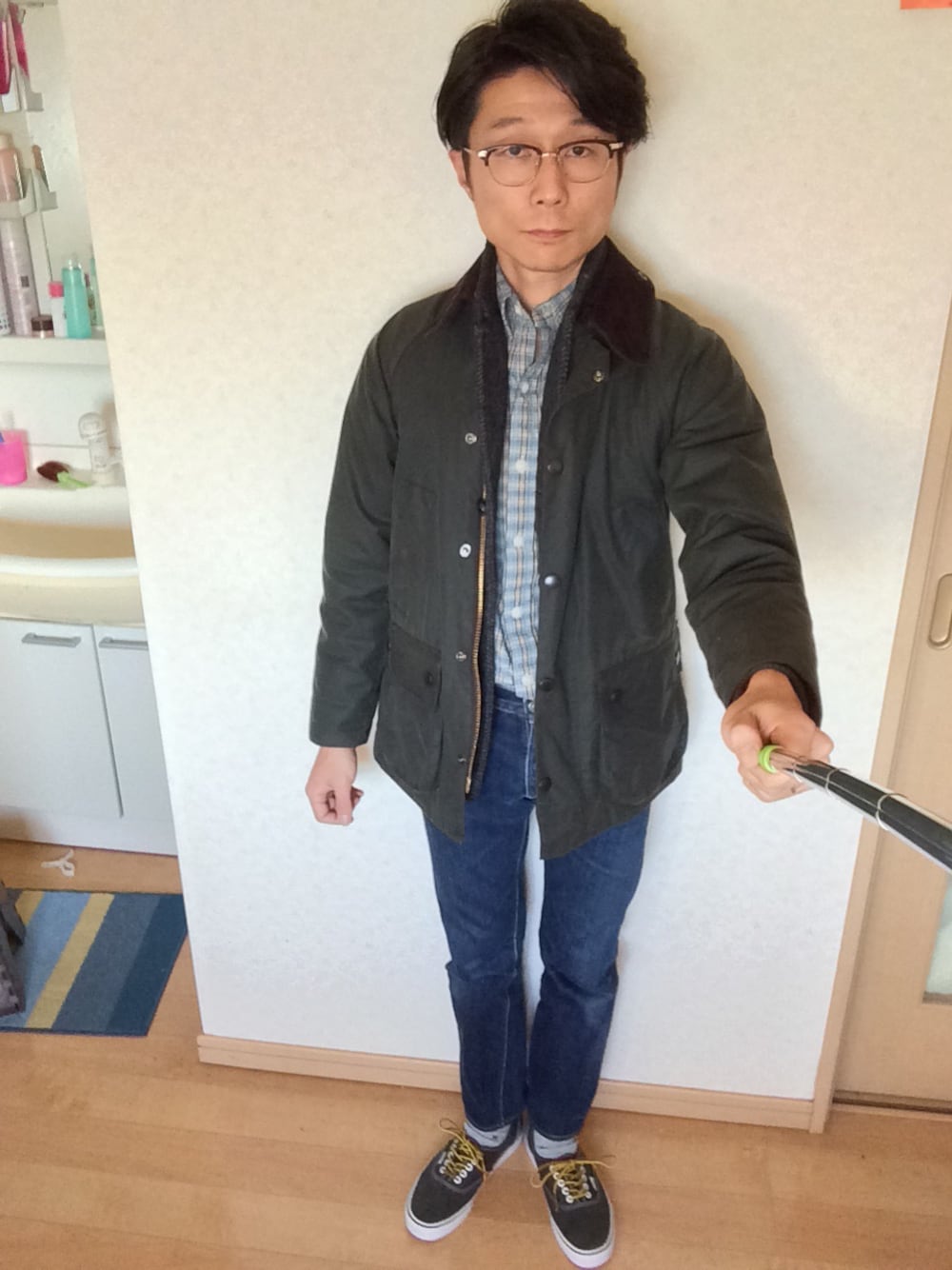 「barbour、バブアー、オイルドジャケット、ツイードジャケット、Ralph Lauren、ラルフローレン、デニムパンツ、The Flat Head、VANS、オーセンティック」｜「RRLのワークシャツ（シャツ/ブラウス、ブルー系）」を使った、NOSERIDERRR さん（メンズ・165cm）の冬コーディネートの1枚目の写真