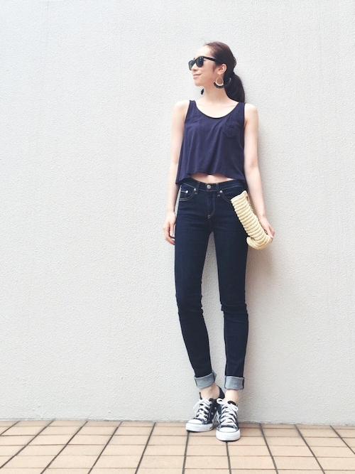 松田園子さんのサングラス「Ray-Ban ORIGINAL WAYFARER CLASSIC(JPフィット) RB2140F52901S(Ray-Ban|レイバン)」を使ったコーディネート