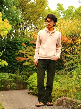 「CHUMS（チャムス）のアイテム（ニット/セーター）」を使った、ryoooooooooochanさん（メンズ・176cm）の秋コーディネート