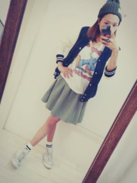 「ルーズソックス」｜「アイテム（スタジャン）」を使った、maiさん（レディース・165cm）の秋コーディネート