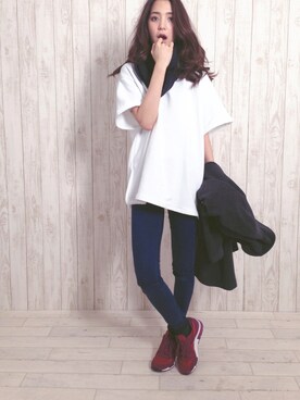 「PLAIN CLOTHING（プレーンクロージング）のアイテム（スウェット）」を使った、片桐ゆたかさん（レディース・172cm）の秋コーディネート