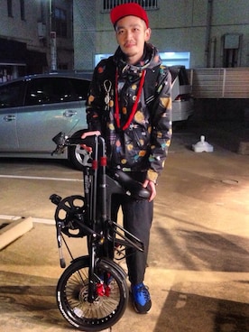 「AlexanderLeeChang（アレキサンダーリーチャン）のアイテム（マウンテンパーカー）」を使った、ケンシローさん（メンズ・185cm）の冬コーディネート