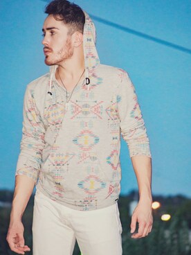 「Mossimo（モッシモ）のアイテム（トップス）」を使った、Kelly McBrideさん（レディース・170cm）の秋コーディネート