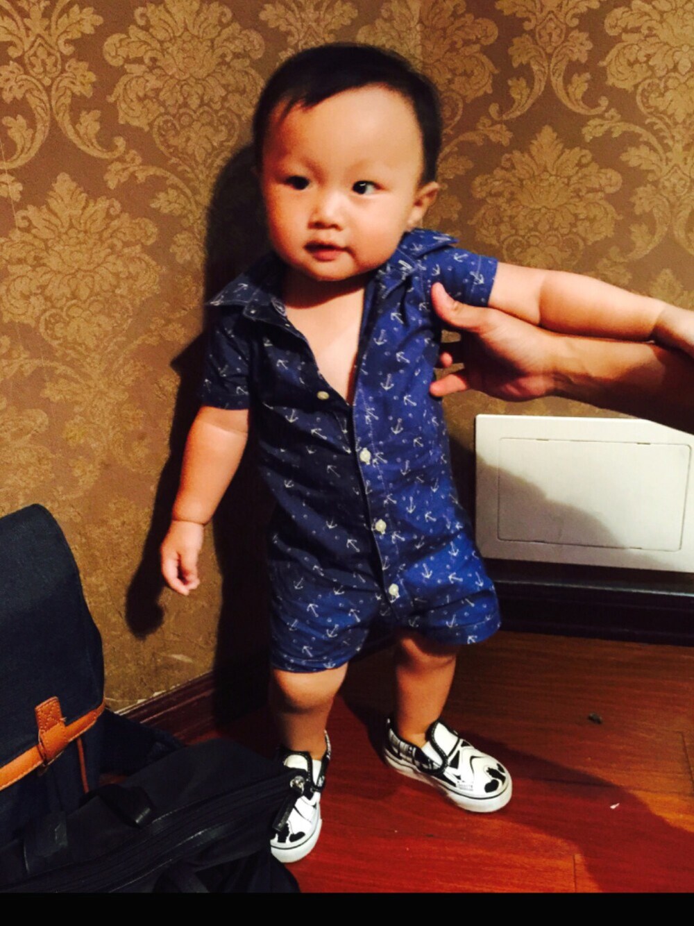 「VANS、kids、kidsfashion、KIDSｺｰﾃﾞ、cool、newyork、asian」｜「VANSのアイテム（スニーカー、ホワイト系）」を使った、Mwearさん（メンズ・74cm）の夏コーディネートの1枚目の写真