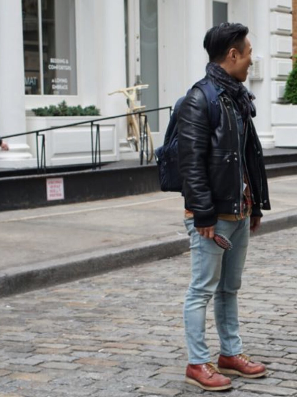 「street、HEAD PORTER、SCHOTT、BLK DNM、RED WING、SOHO、newyork、men、menswear」｜「RED WING SHOESのアイテム（ブーツ、レッド系）」を使った、Mwearさん（メンズ・170cm）の夏コーディネートの1枚目の写真