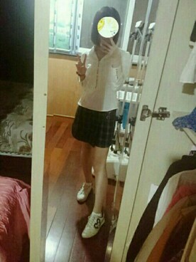 「osewaya」｜「アイテム（スニーカー）」を使った、まいにゃん💜さん（レディース・164cm）の秋コーディネート