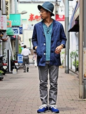 「青いTシャツ」｜「アイテム（帽子）」を使った、Takamyさん（メンズ・172cm）の夏コーディネート