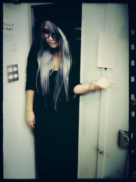 「GLADNEWS（グラッドニュース）のアイテム（その他アウター）」を使った、Natsuko.Yさん（レディース・162cm）の秋コーディネート