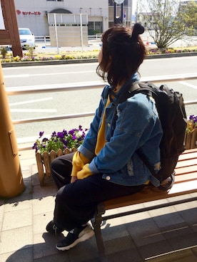 「家族旅行」｜「アイテム（スウェット）」を使った、725さん（レディース・162cm）の春コーディネート