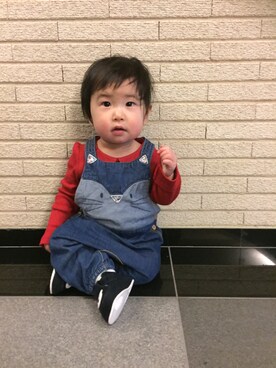 「猫」｜「アイテム（オールインワン・サロペット）」を使った、あかり♩¨̮⑅*♡さん（キッズ・70cm）の秋コーディネート