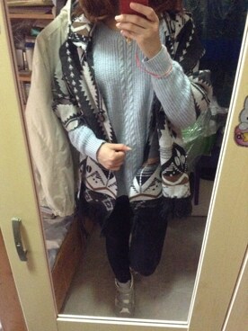 「アイテム（その他シューズ、グレー系）」を使った、Cynthia Chanさん（レディース・154cm）の冬コーディネート