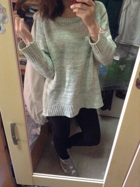 「アイテム（その他シューズ、グレー系）」を使った、Cynthia Chanさん（レディース・154cm）の冬コーディネート