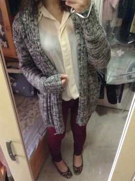 「アイテム（デニムパンツ、レッド系）」を使った、Cynthia Chanさん（レディース・154cm）の冬コーディネート