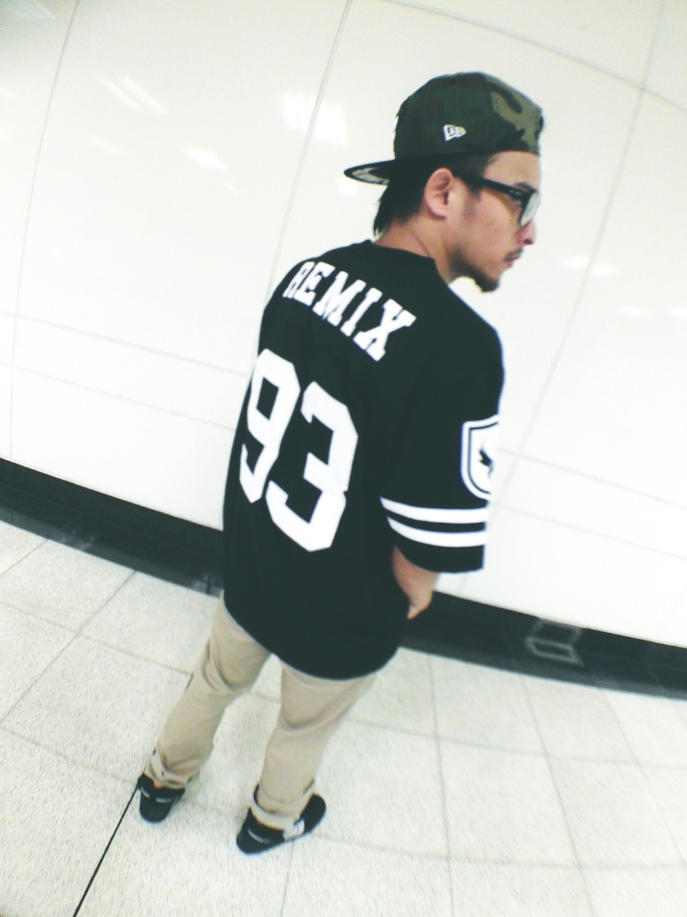 「REMIX、remixtaipei、NIKE」｜「REMIXのアイテム（スウェット、ブラック系）」を使った、SapuLubiさん（メンズ・161cm）の秋コーディネートの1枚目の写真