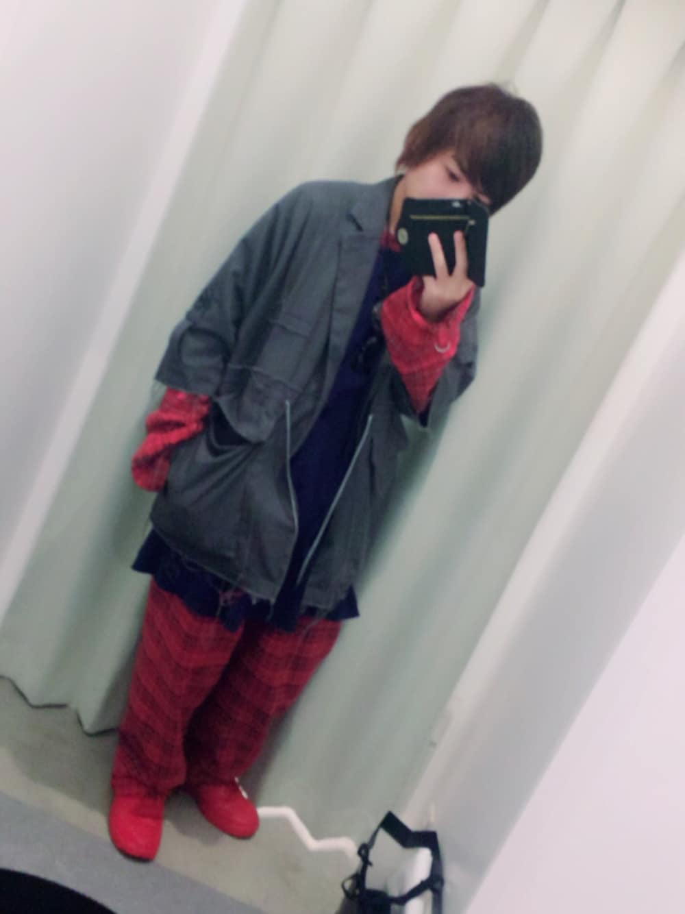 「ゆるコーデ、PLANNET by H>FRACTAL

、PARADOX、MUZE」｜「MUZEのMUZE/ミューズ/BIG POCEKT TEE（Tシャツ/カットソー、ブルー系）」を使った、Kiloさん（メンズ・165cm）の秋コーディネートの1枚目の写真