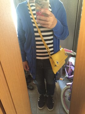 「アイテム（ボディバッグ/ウエストポーチ、イエロー系）」を使った、もりひろこさん（レディース・152cm）の秋コーディネート