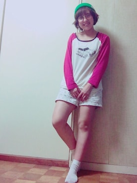 「grn（ジーアールエヌ）のアイテム（帽子）」を使った、Hana Haraさん（レディース・153cm）の夏コーディネート