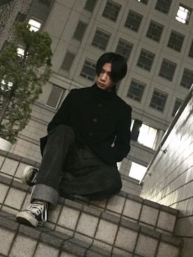 「Saint Laurent」｜「アイテム（トレンチコート）」を使った、シュガーさん（メンズ・185cm）の冬コーディネート