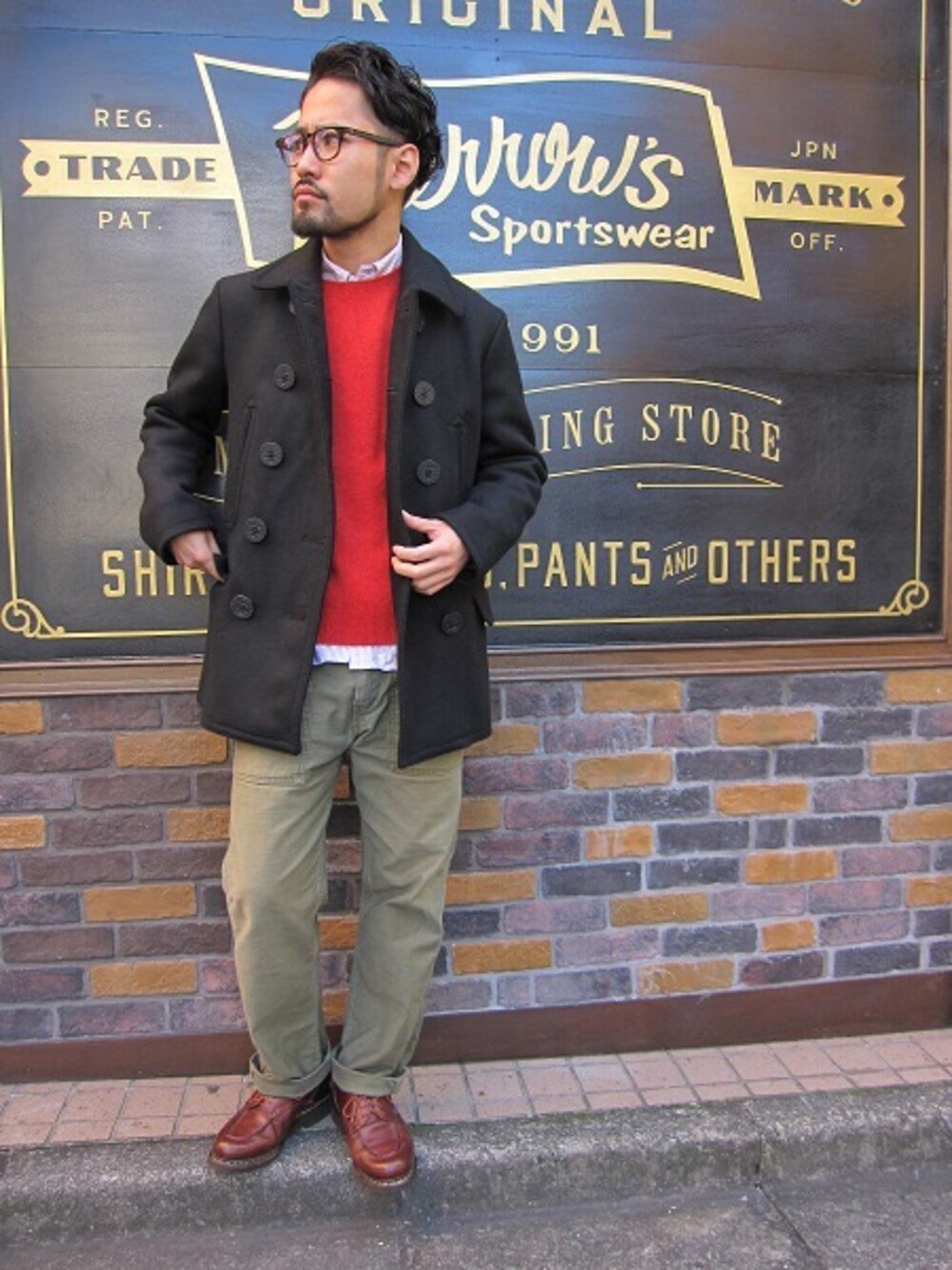 「フェローズ、ピーコート、セーター、パラブーツ、ニット、ベイカーパンツ」｜「Pherrow'sのNAVAL-P（ピーコート、ブラック系）」を使った、syunsukekaburakiさん（メンズ・165cm）の秋コーディネートの1枚目の写真
