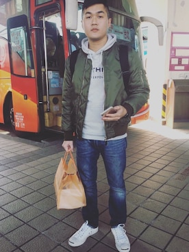 「アイテム（フォーマルスーツ/小物、ホワイト系）」を使った、泥冠奴さん（メンズ・165cm）の秋コーディネート