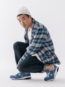「NEWBALANCE」｜「アイテム（ダウンジャケット/コート）」を使った、Ethan Chuさん（メンズ・170cm）の秋コーディネート