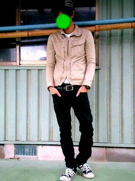 「Influence（インフルエンス）のアイテム」を使った、4papaさん（メンズ・172cm）の冬コーディネート