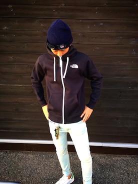 「THE NORTH FACE（ザノースフェイス）のアイテム（パーカー、ブラック系）」を使った、ちゃんまがさん（メンズ・176cm）の秋コーディネート