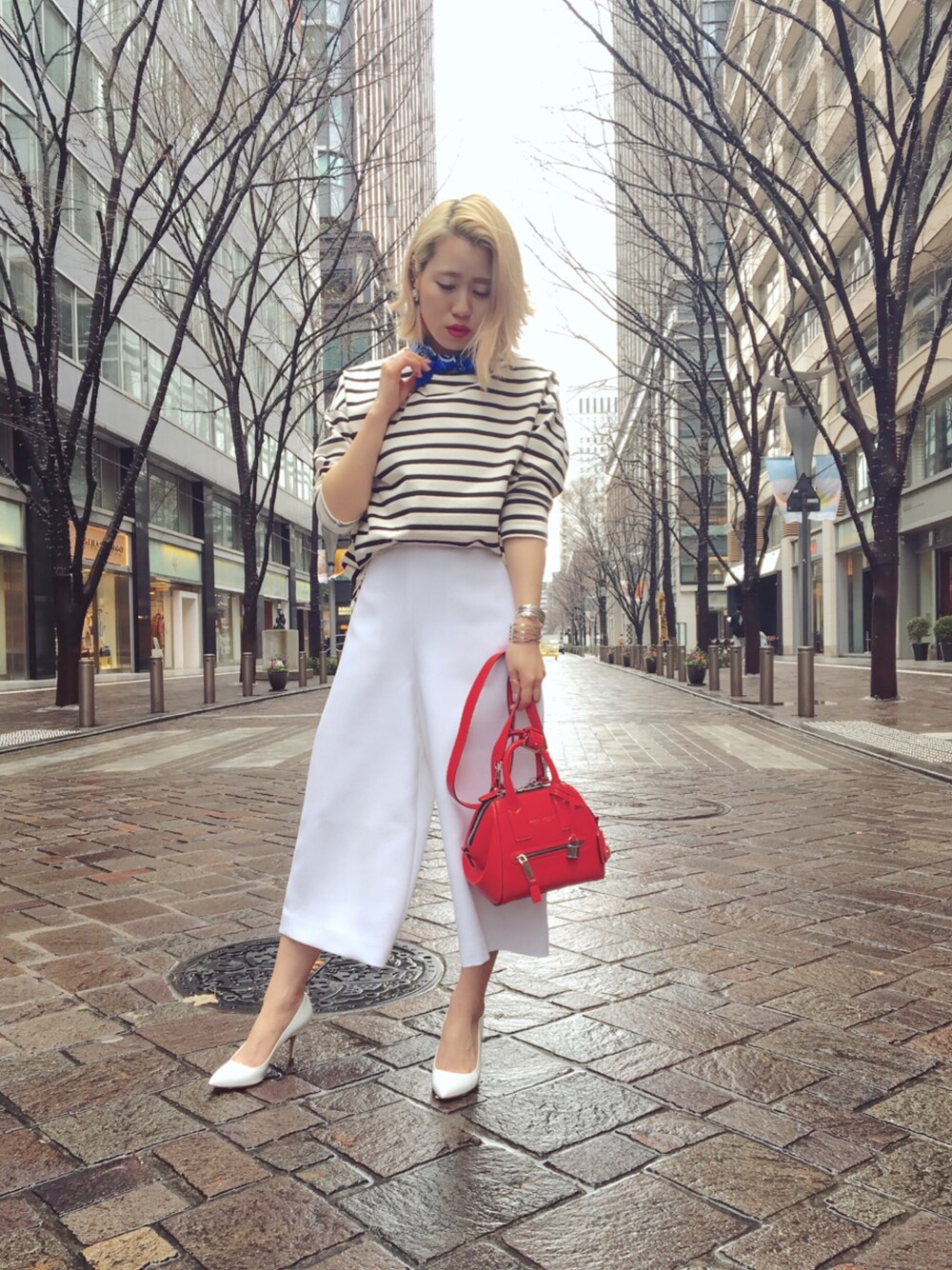 「PARIGOT、SACRA、PHILIPPE AUDIBERT、シンプル、マリン、ボーダー、ガウチョパンツ、シルバーアクセサリー、春コーデ、モード」｜「PARIGOTのアイテム（Tシャツ/カットソー、ホワイト系）」を使った、SHCさん（レディース・155cm）の春コーディネートの1枚目の写真