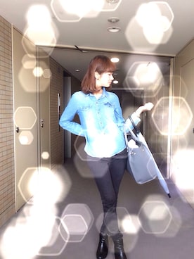 「ダンガリーシャツ」｜「アイテム（ハンドバッグ）」を使った、k.k さん（レディース・164cm）の秋コーディネート