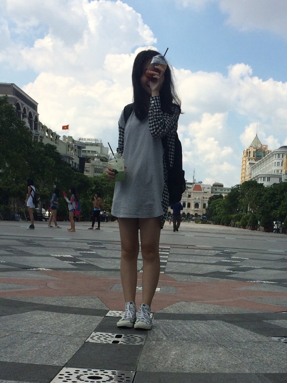 「adidasのアイテム（バックパック/リュック、ブラック系）」を使った、Fancy Chimさん（レディース・158cm）の秋コーディネートの1枚目の写真