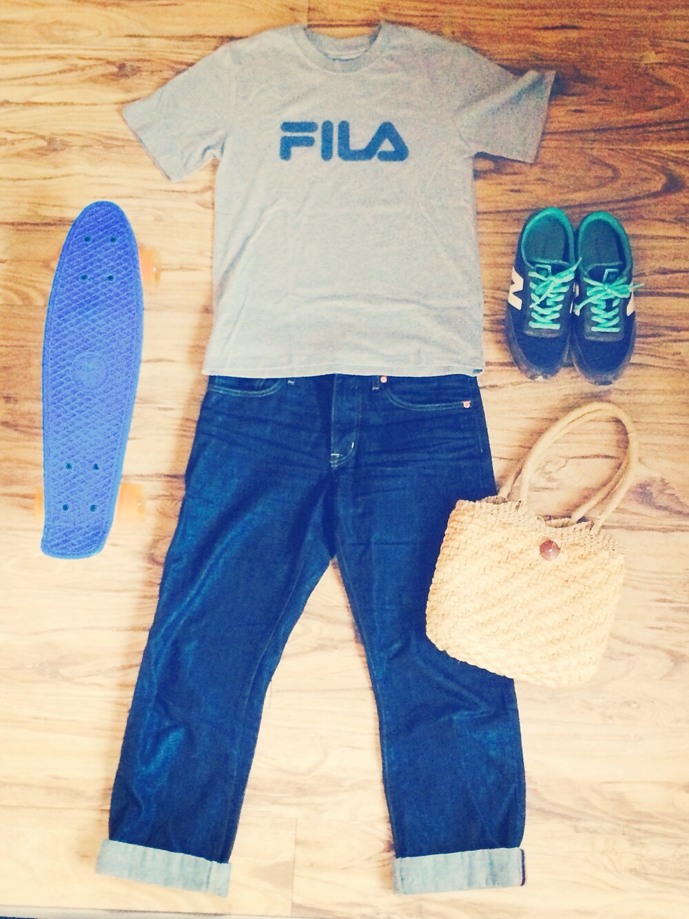 「New Balance、GAP、メンズライク、FILA、かごバッグ、ペニー、newzealand」｜「FILAのアイテム（Tシャツ/カットソー、グレー系）」を使った、ちょぬんさん（レディース・160cm）の夏コーディネートの1枚目の写真