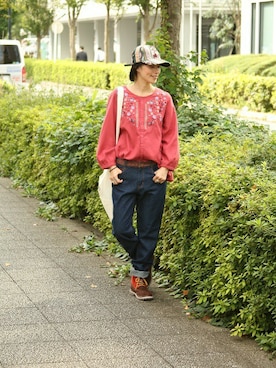 「チチカカ（チチカカ）のアイテム（その他パンツ）」を使った、おくぅさん（レディース・156cm）の秋コーディネート