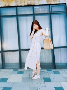 「UNKNOWN.（アンノウン）のアイテム（バッグ）」を使った、Natalie Loさん（レディース・164cm）の秋コーディネート