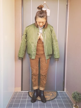 「アイテム（サロペット/オーバーオール、イエロー系）」を使った、ayanoさん（レディース・153cm）の冬コーディネート