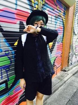 「BLACK COMME des GARCONS（ブラックコムデギャルソン）のアイテム（その他アウター）」を使った、ハイドさん（レディース・177cm）の秋コーディネート
